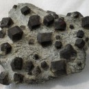 Granat im Muttergestein