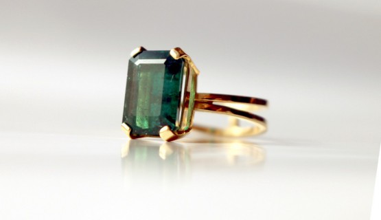 Smaragdring 585/-Gold aus eigener Werkstatt