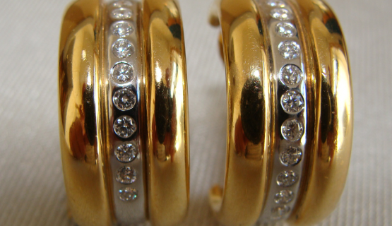 Klappcreolen 750/-Gold und Platin mit Brillanten